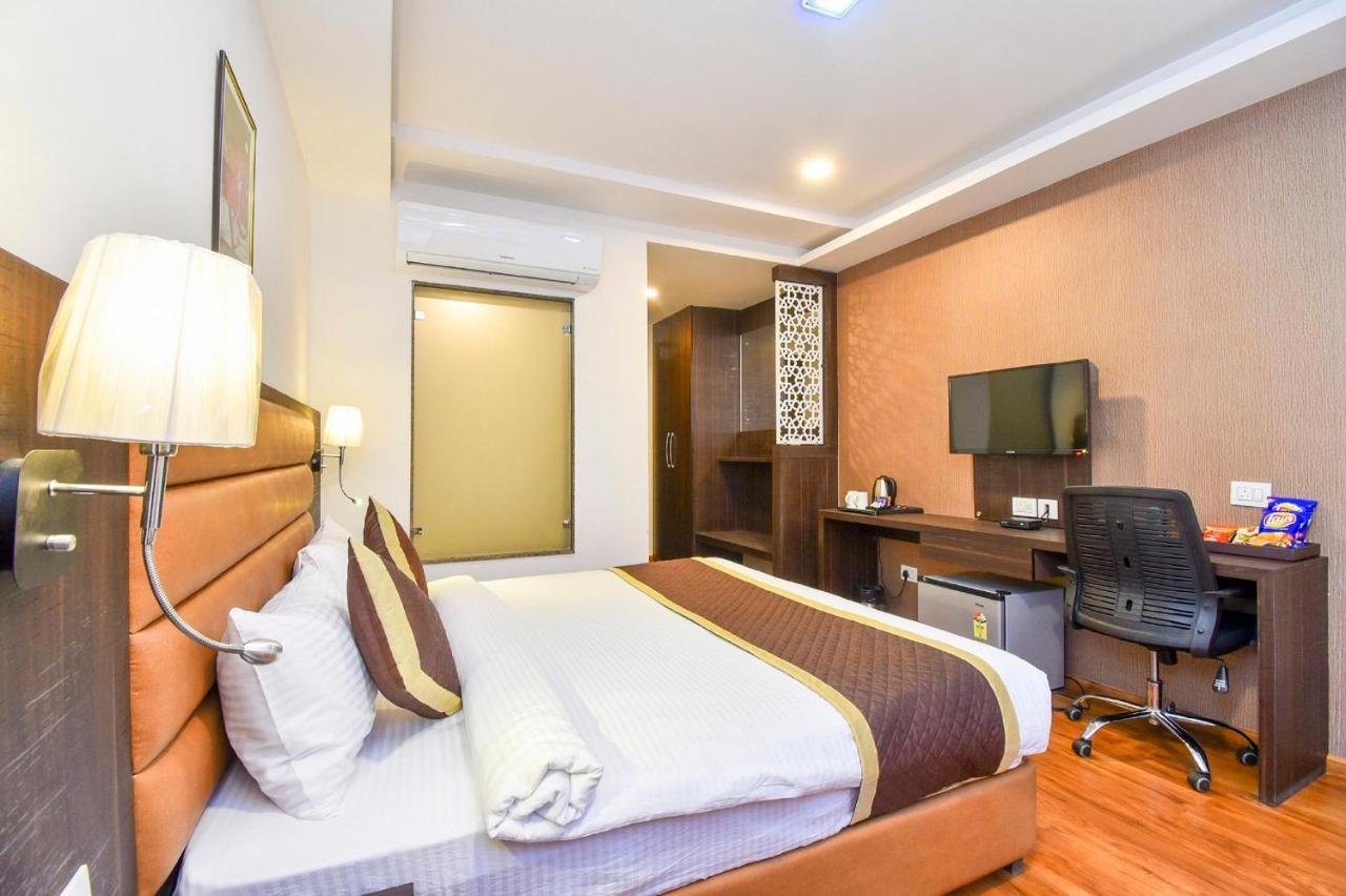 Hotel Suncity Plaza, Sitapura, Jaipur Room photo